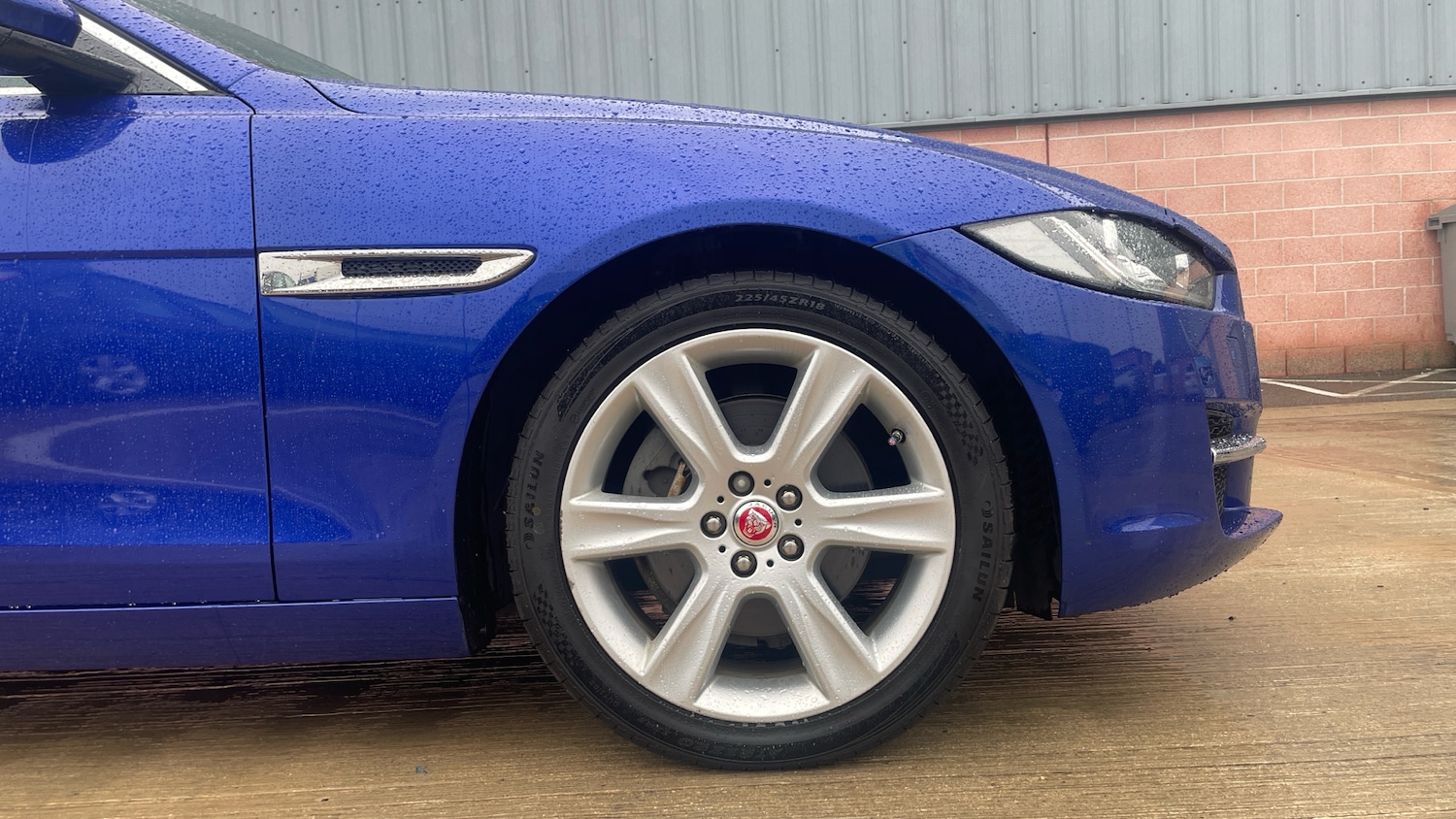 Used Jaguar XE 2017 for sale - 76154003: Photo 17