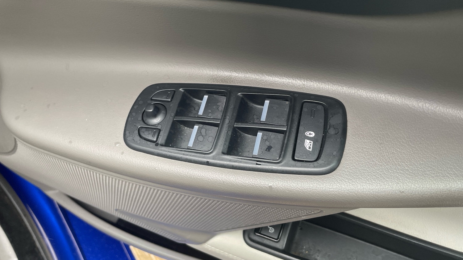 Used Jaguar XE 2017 for sale - 76154003: Photo 22