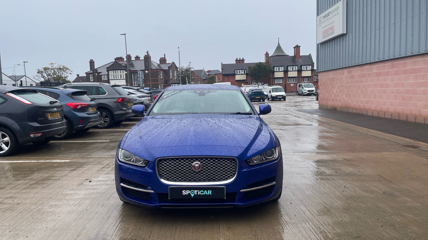 Used Jaguar XE 2017 for sale - 76154003: Photo 8