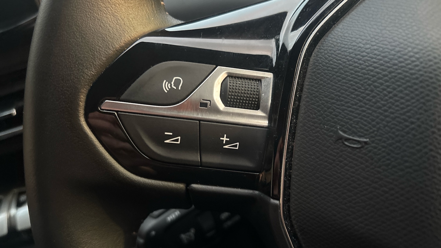 Used Peugeot 3008 2024 for sale - 76803239: Photo 23