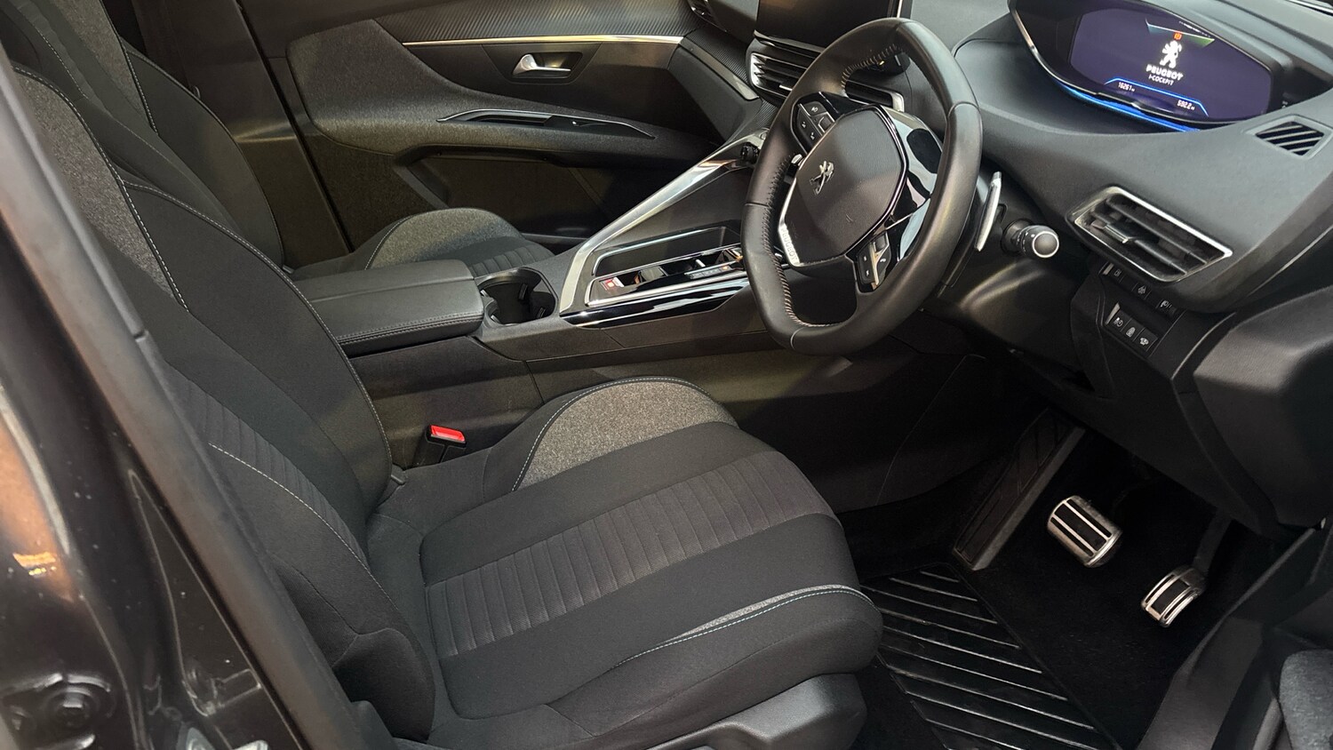 Used Peugeot 3008 2024 for sale - 76803239: Photo 42