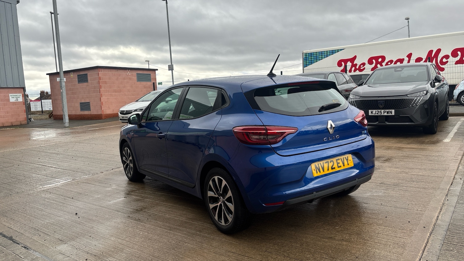 Used Renault Clio 2022 for sale - 76667818: Photo 5