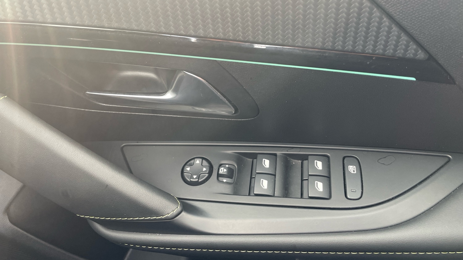 Used Peugeot 208 2024 for sale - 76378426: Photo 22