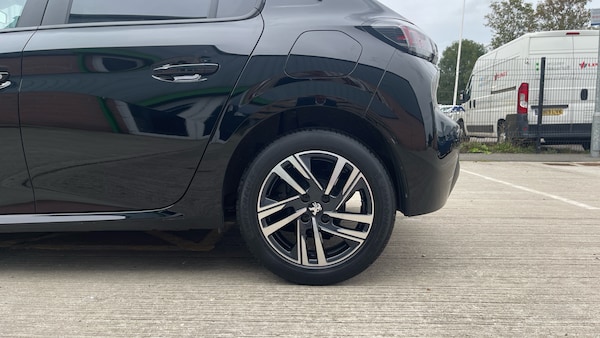 Used Peugeot 208 2023 for sale - 76073678: Photo 15