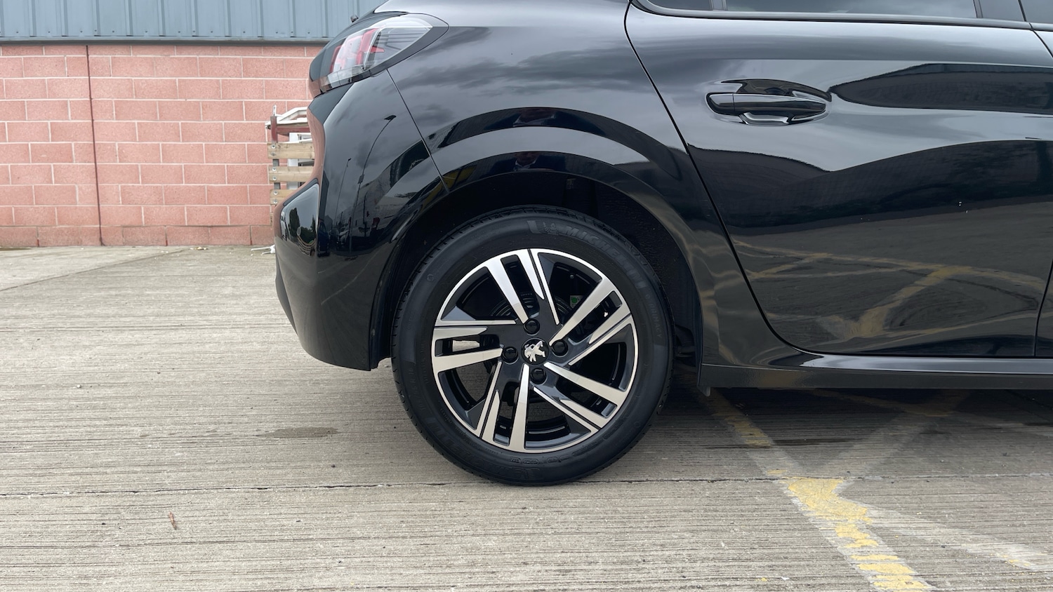 Used Peugeot 208 2023 for sale - 76073678: Photo 16