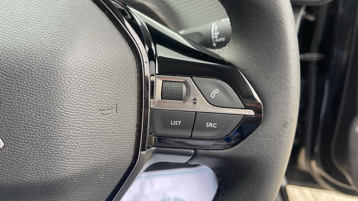 Used Peugeot 208 2023 for sale - 76073678: Photo 24