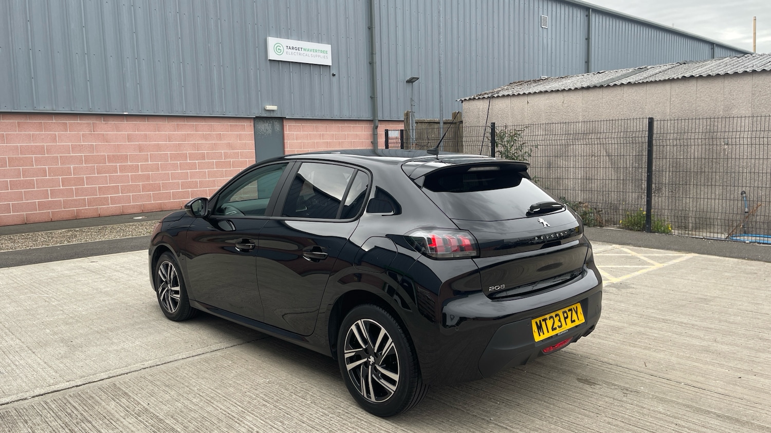 Used Peugeot 208 2023 for sale - 76073678: Photo 5