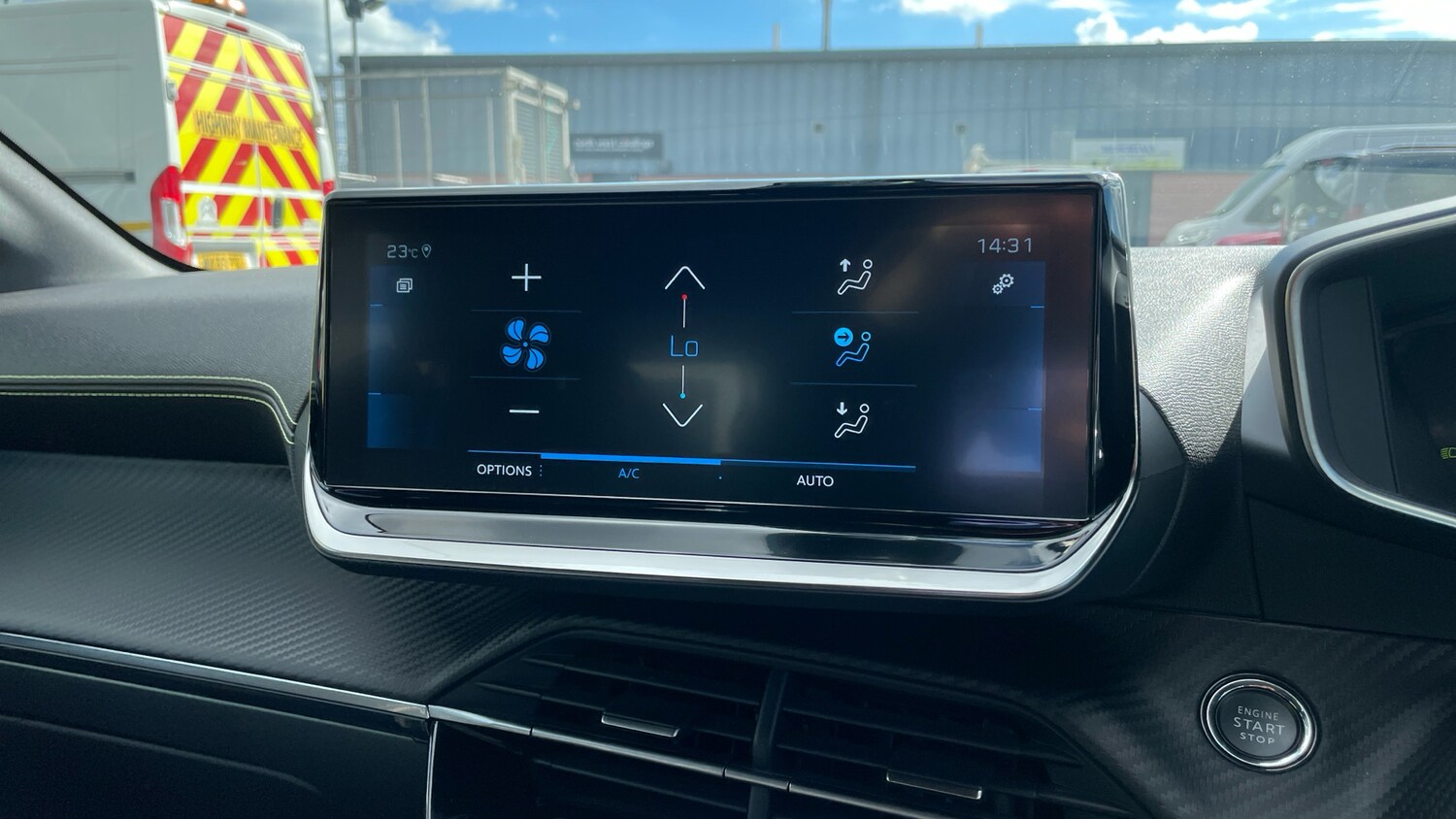 Used Peugeot 208 2023 for sale - 75966319: Photo 29