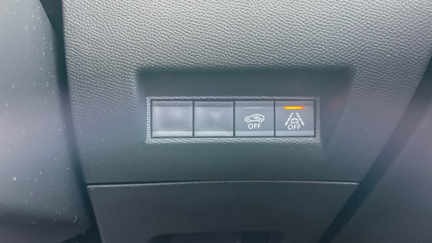 Used Peugeot 208 2023 for sale - 75966319: Photo 31