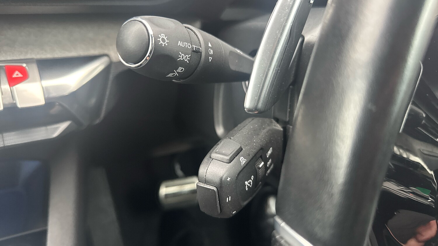 Used Peugeot 5008 2023 for sale - 76803247: Photo 28