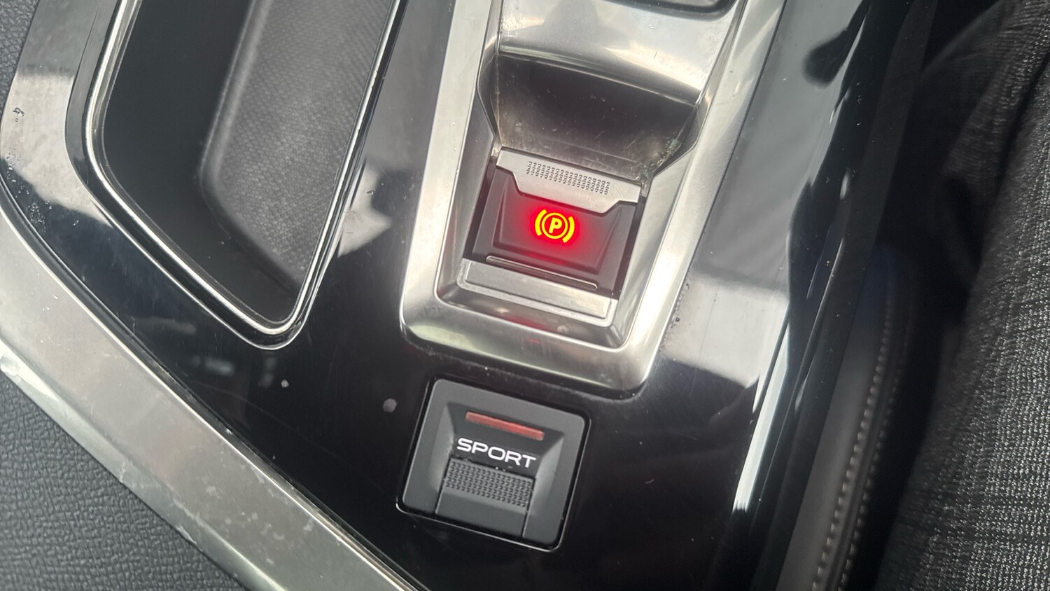 Used Peugeot 5008 2018 for sale - 76772571: Photo 22