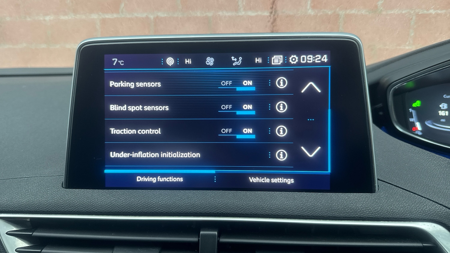 Used Peugeot 5008 2018 for sale - 76772571: Photo 31