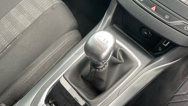Used Peugeot 308 2017 for sale - 76014529: Photo 20