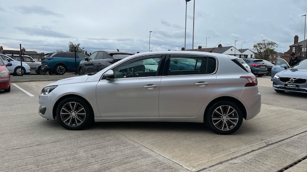 Used Peugeot 308 2017 for sale - 76014529: Photo 6