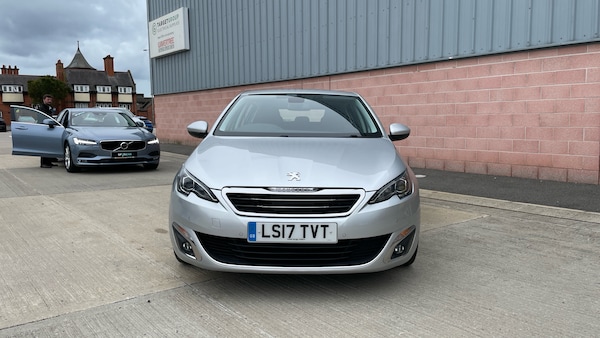 Used Peugeot 308 2017 for sale - 76014529: Photo 8