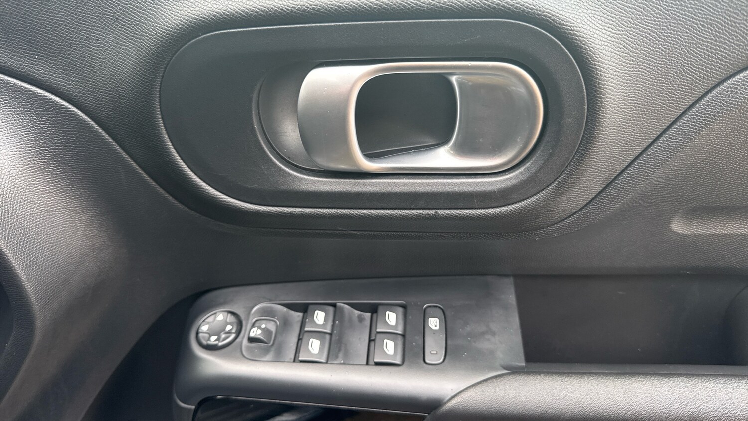 Used Citroen C5 Aircross 2024 for sale - 76856187: Photo 23