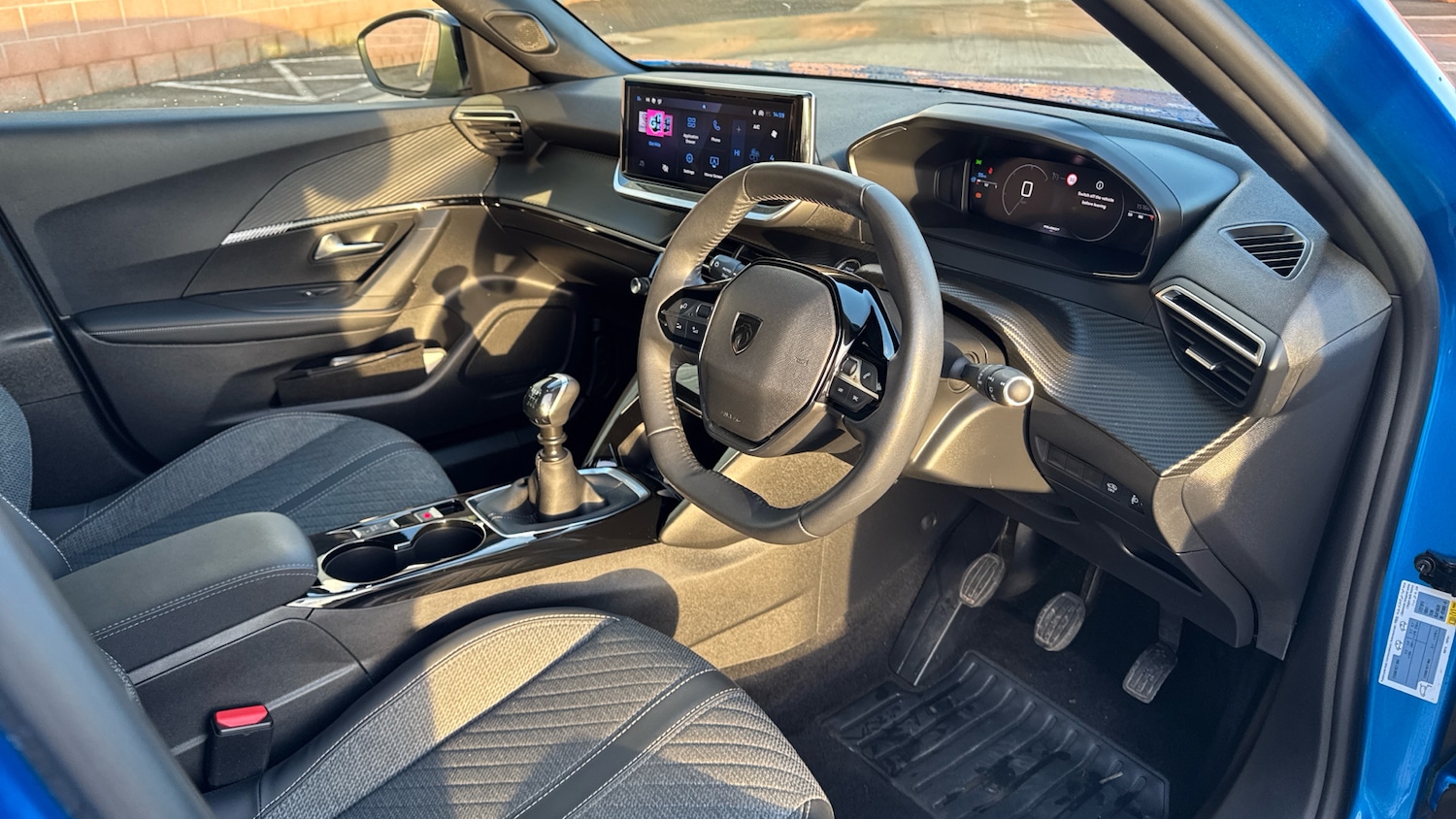 Used Peugeot 2008 2024 for sale - 76647067: Photo 11