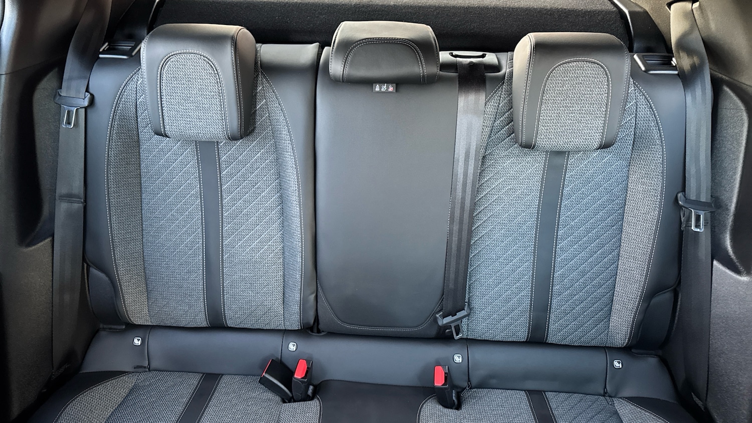 Used Peugeot 2008 2024 for sale - 76647067: Photo 25