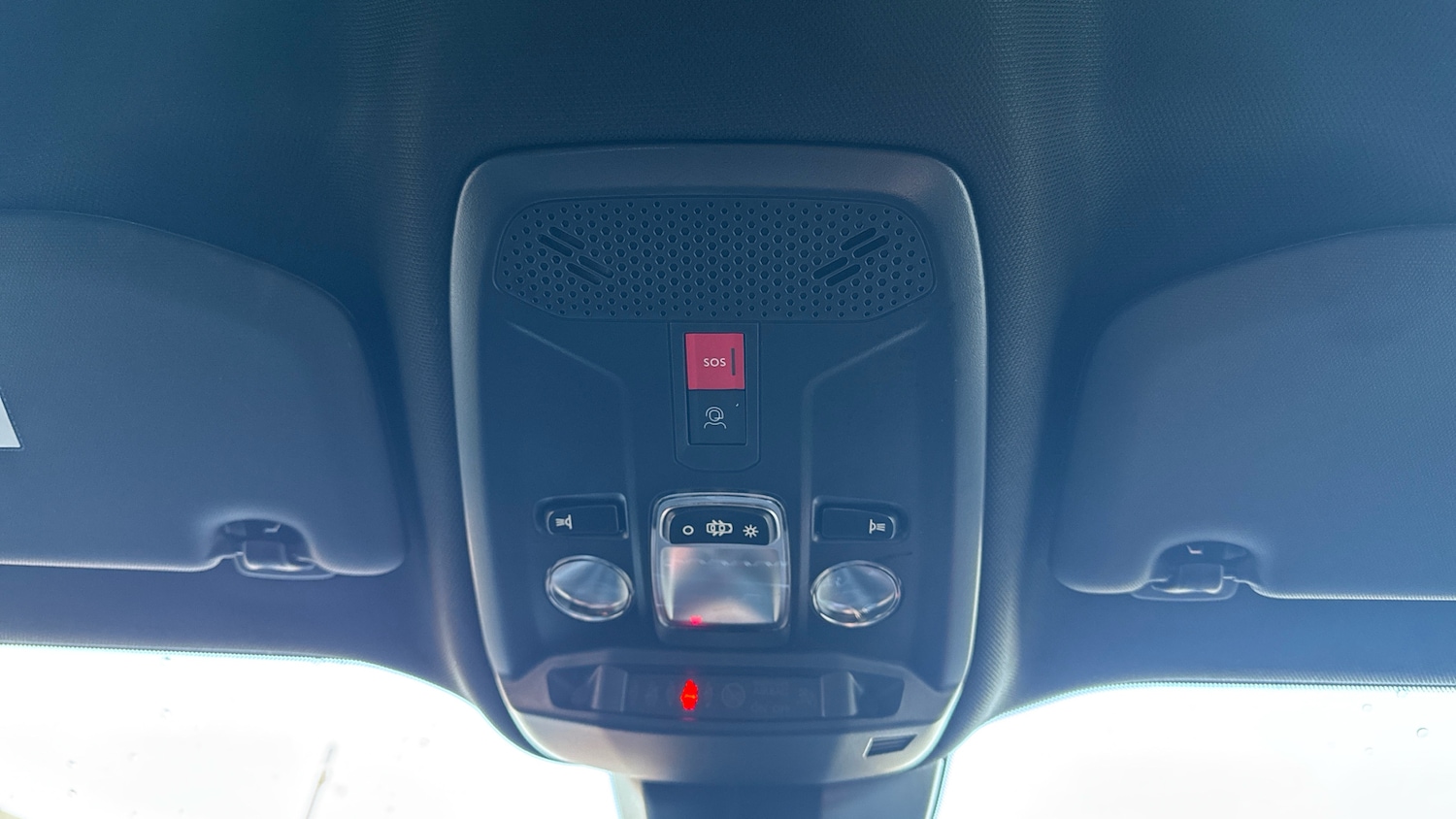 Used Peugeot 2008 2024 for sale - 76647067: Photo 39