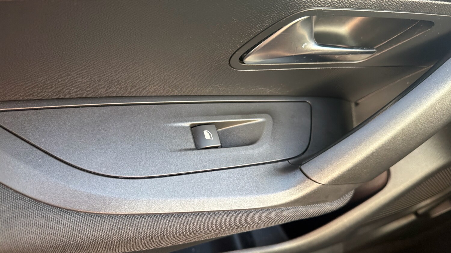 Used Peugeot 2008 2022 for sale - 76772545: Photo 42