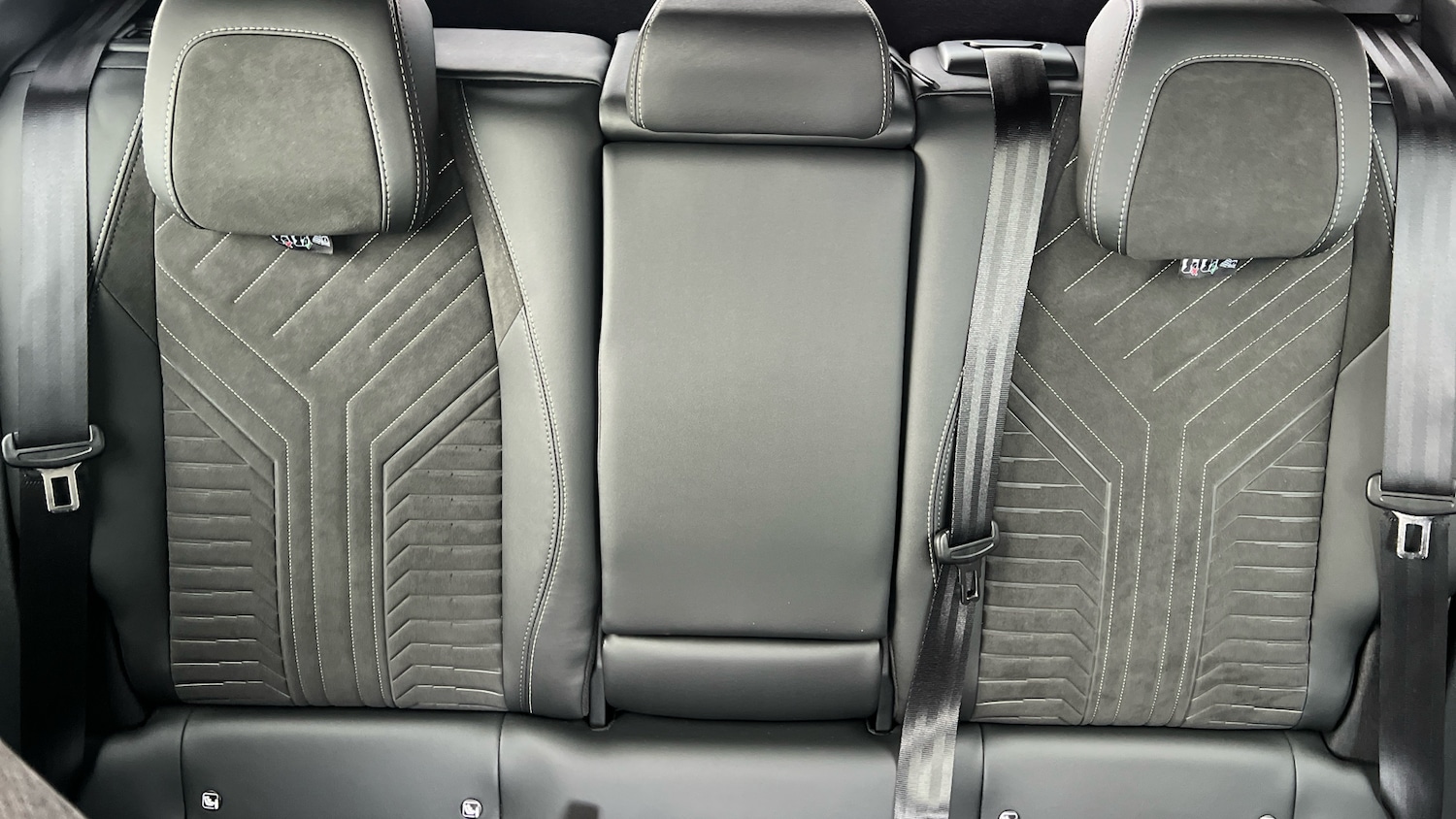 Used Peugeot 3008 2024 for sale - 76180056: Photo 25