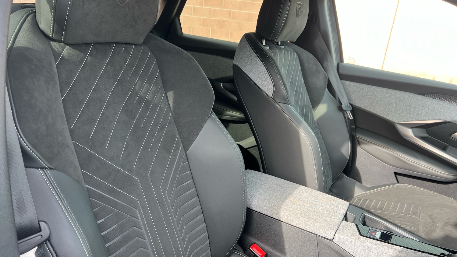 Used Peugeot 3008 2024 for sale - 76180056: Photo 41