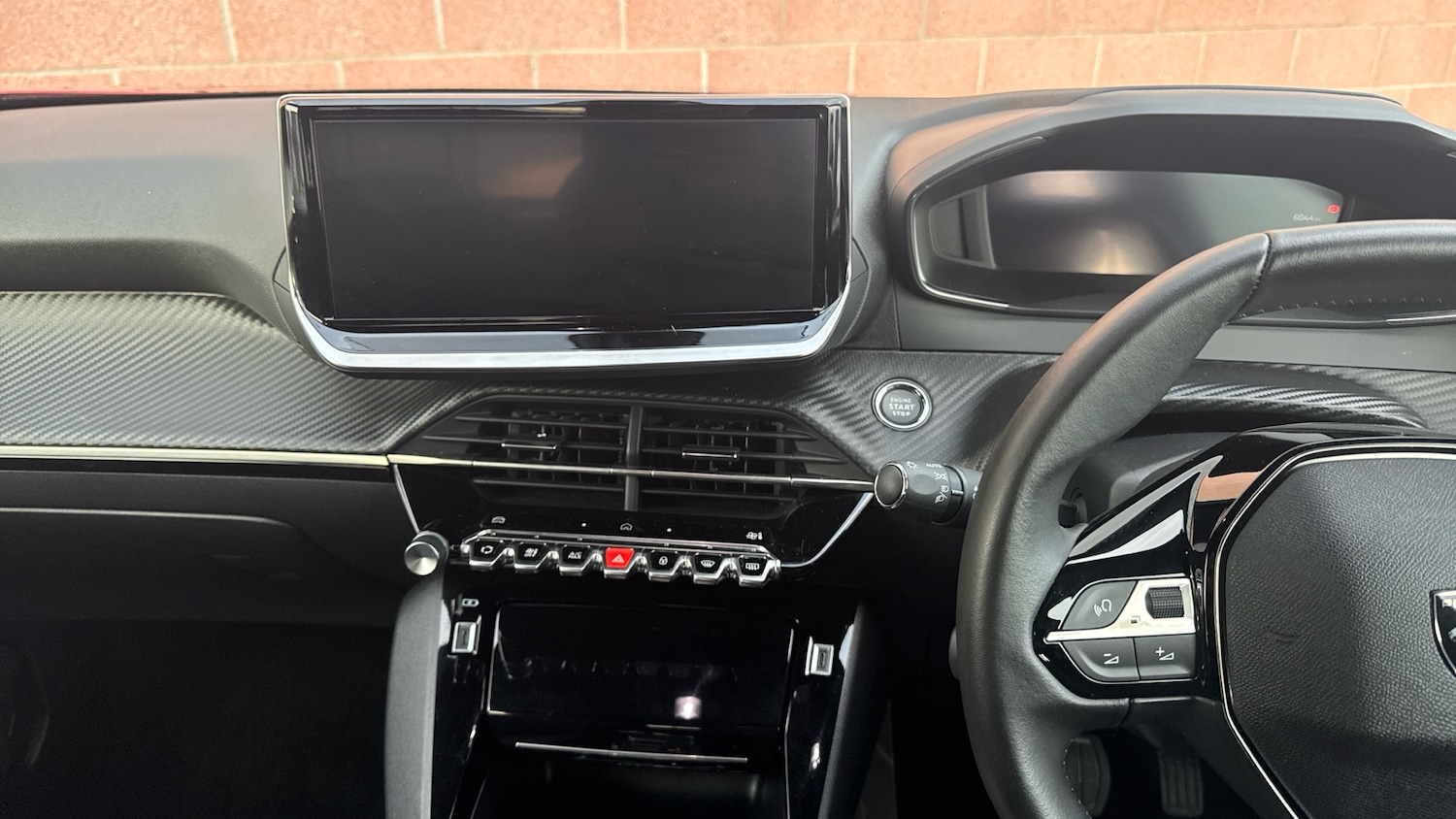 Used Peugeot 2008 2024 for sale - 76716076: Photo 11