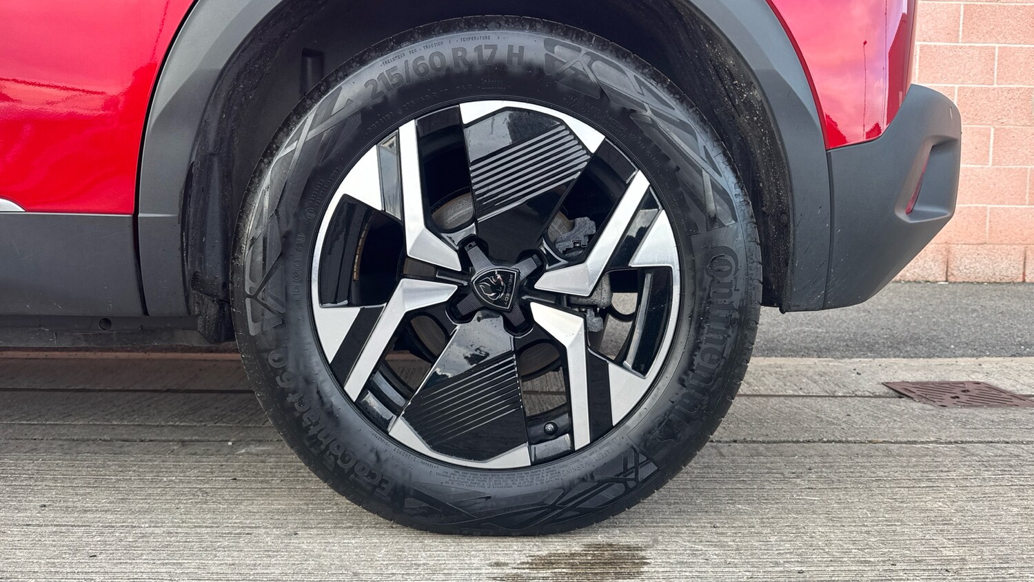 Used Peugeot 2008 2024 for sale - 76716076: Photo 16