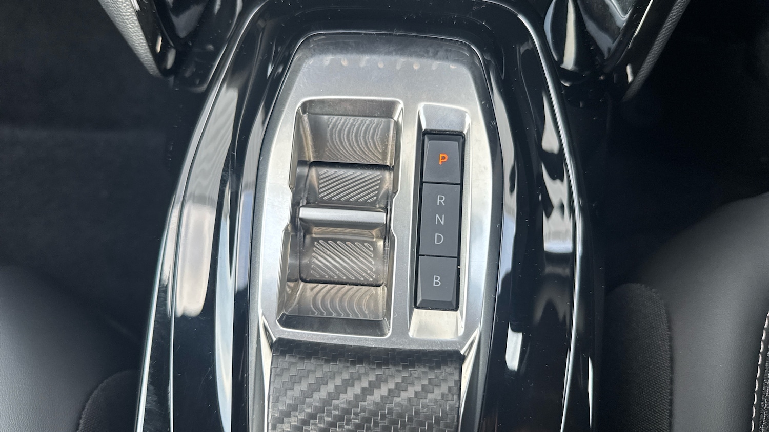 Used Peugeot 2008 2024 for sale - 76716076: Photo 21