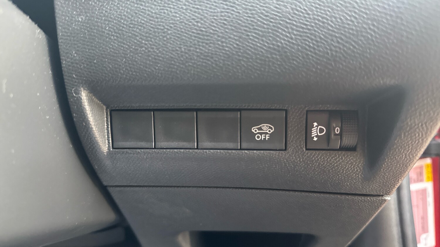 Used Peugeot 2008 2024 for sale - 76716076: Photo 35