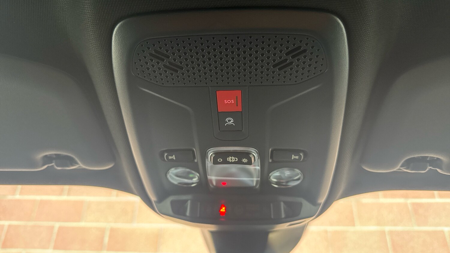 Used Peugeot 2008 2024 for sale - 76716076: Photo 40