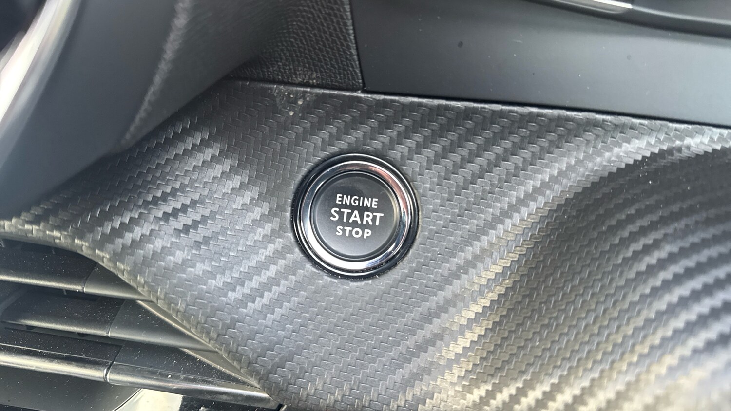 Used Peugeot 2008 2024 for sale - 76716076: Photo 41