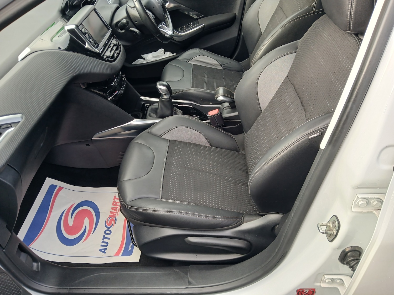 Used Peugeot 2008 2014 for sale - 77742453: Photo 10