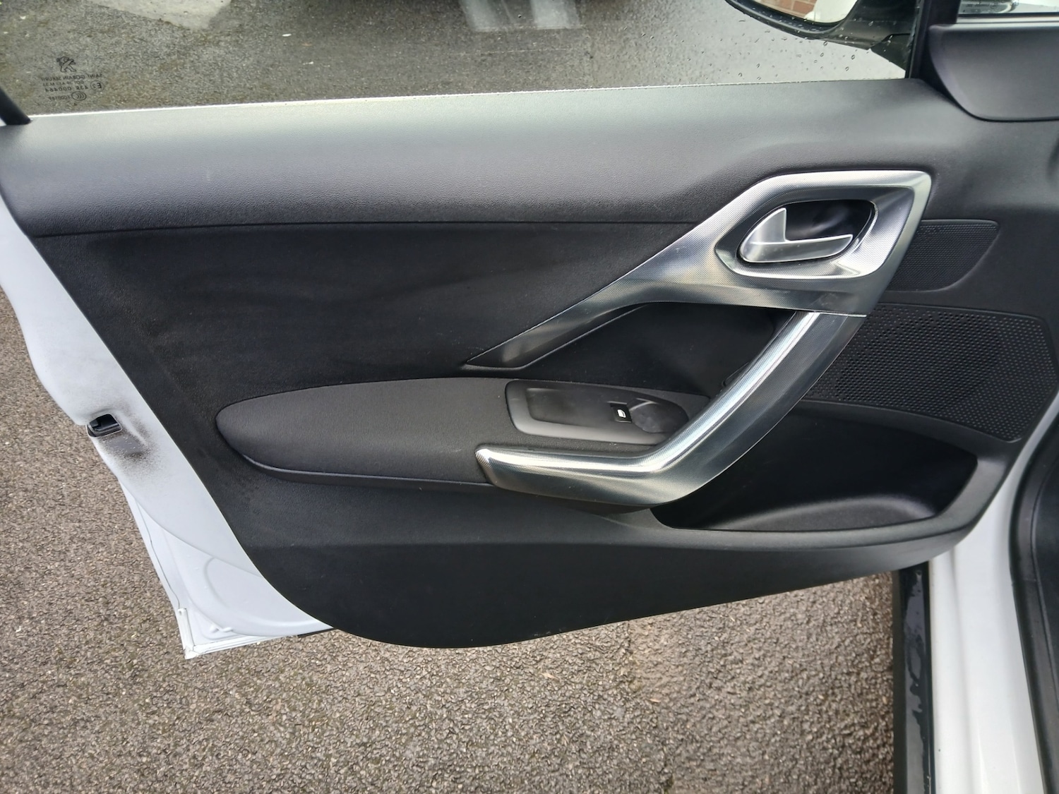 Used Peugeot 2008 2014 for sale - 77742453: Photo 11