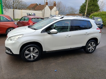 Used Peugeot 2008 2014 for sale - 77742453: Photo