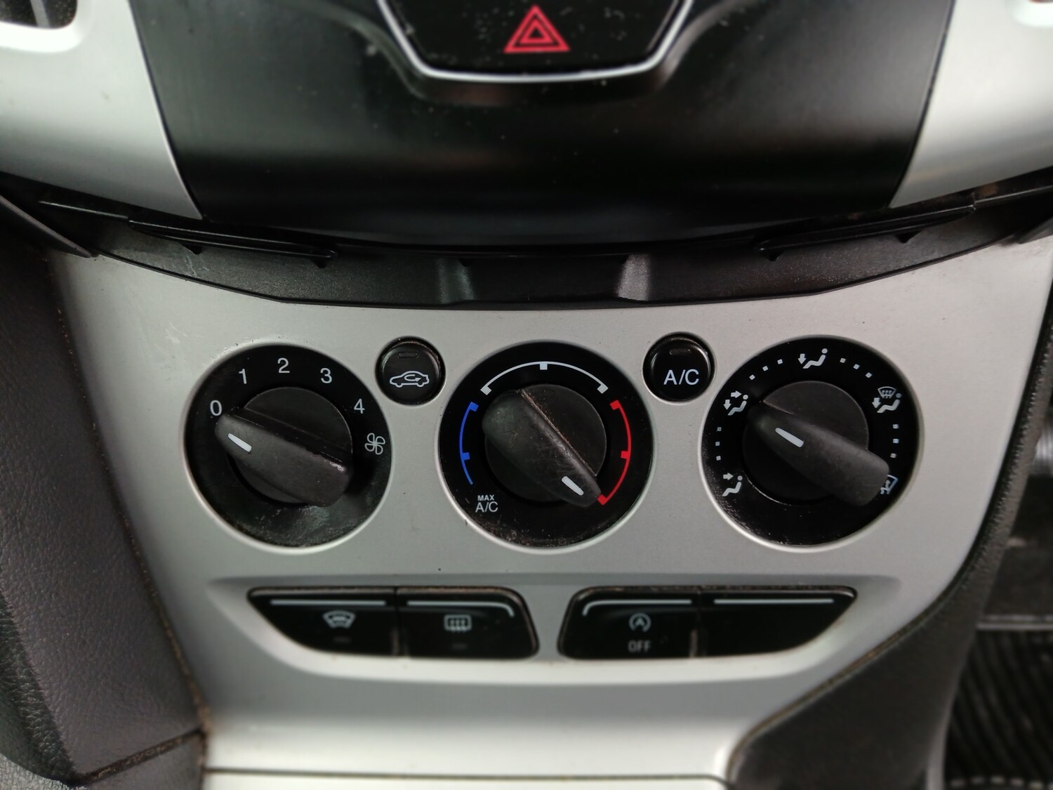 Used Ford Focus 2012 for sale - 77845216: Photo 24