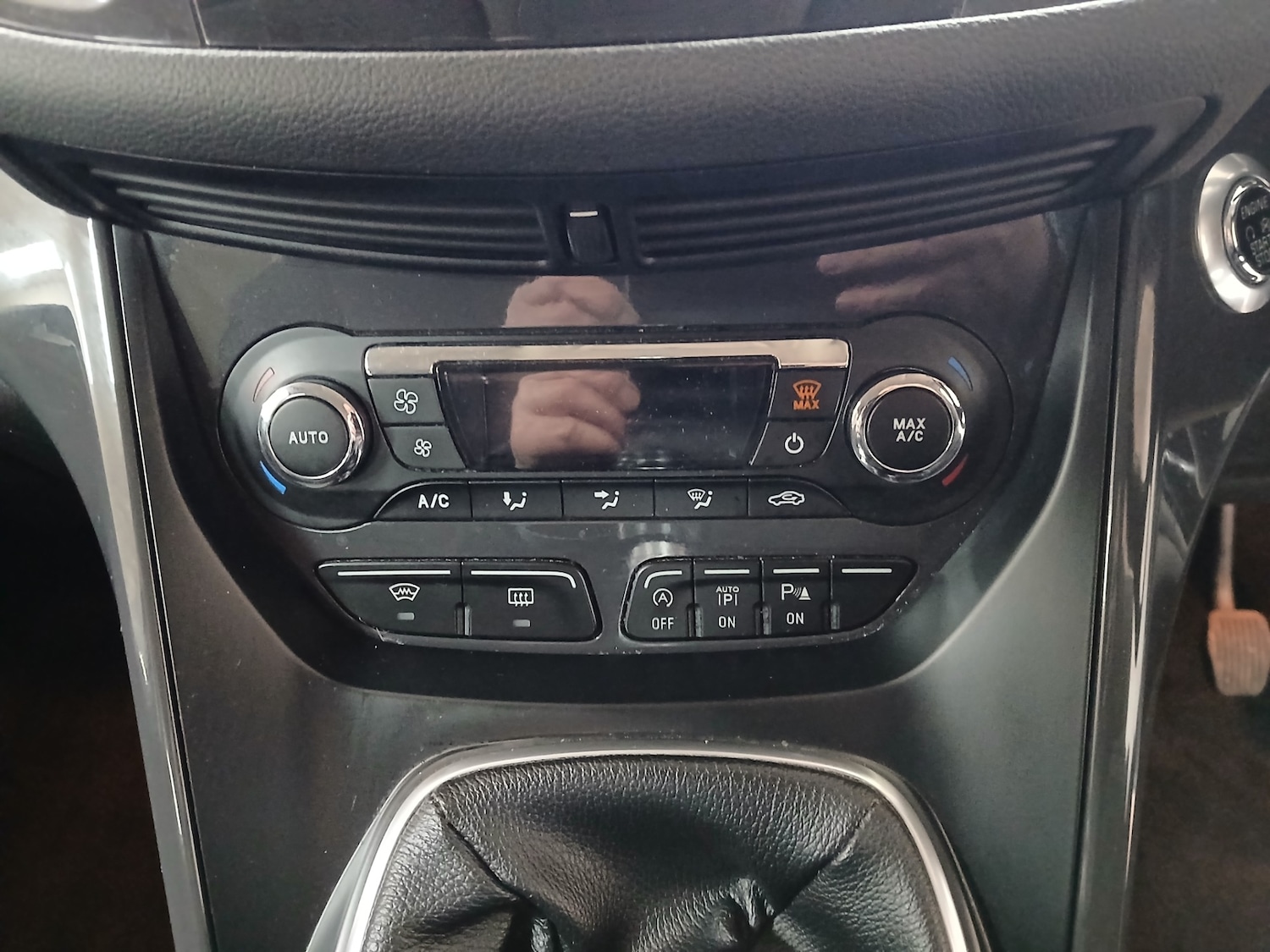 Used Ford Kuga 2015 for sale - 77568721: Photo 24