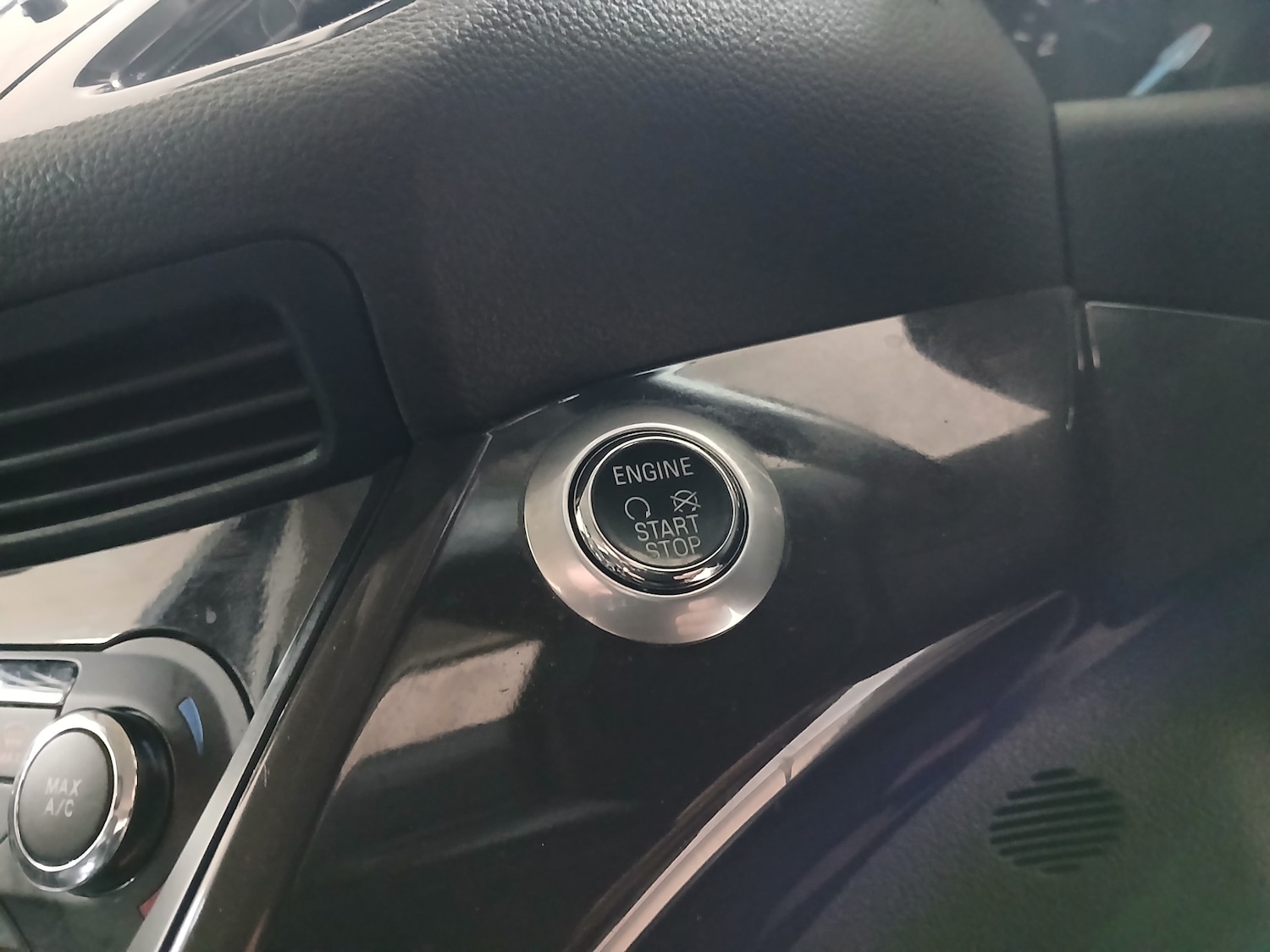 Used Ford Kuga 2015 for sale - 77568721: Photo 26