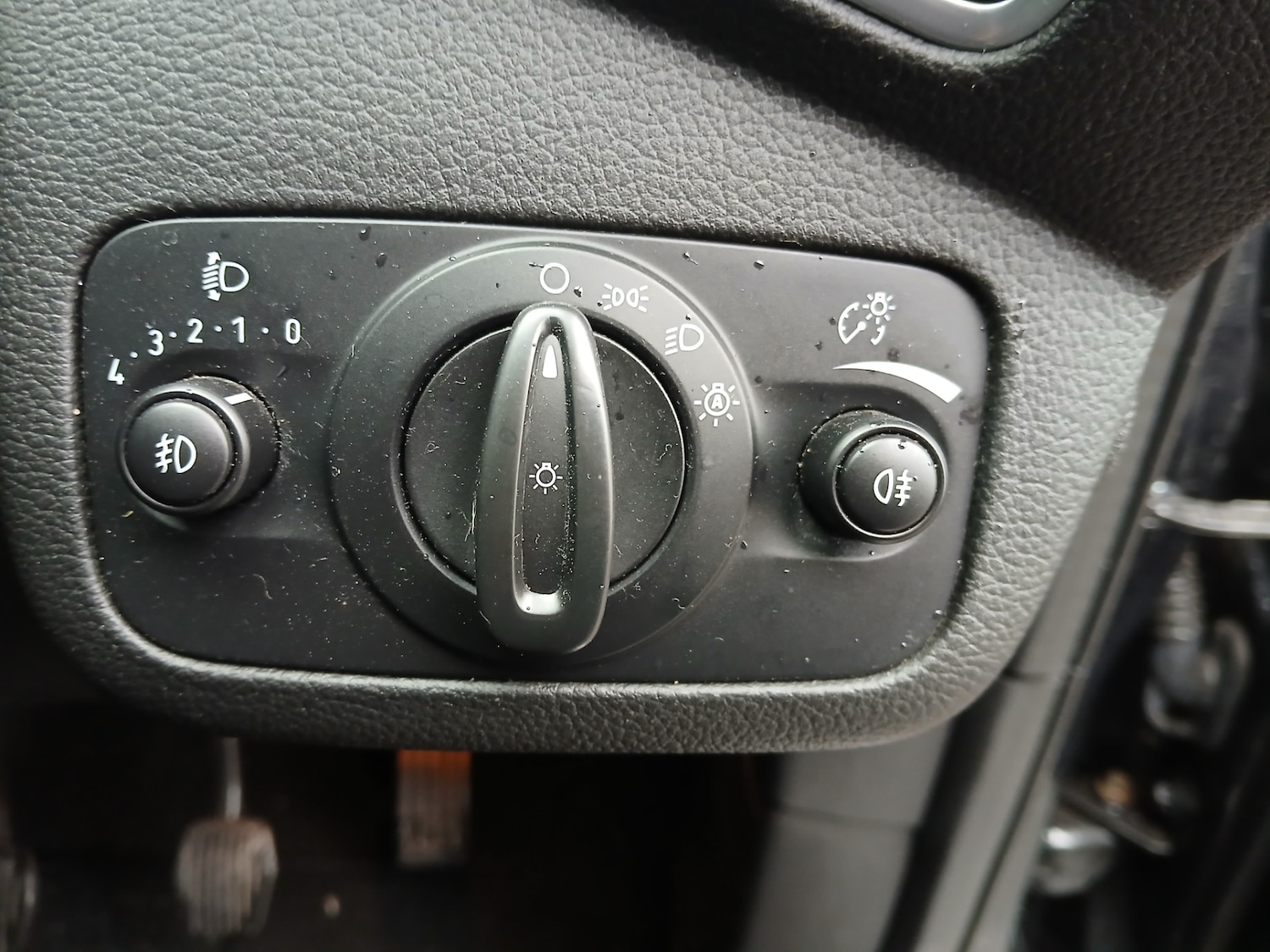 Used Ford Kuga 2013 for sale - 76877390: Photo 31