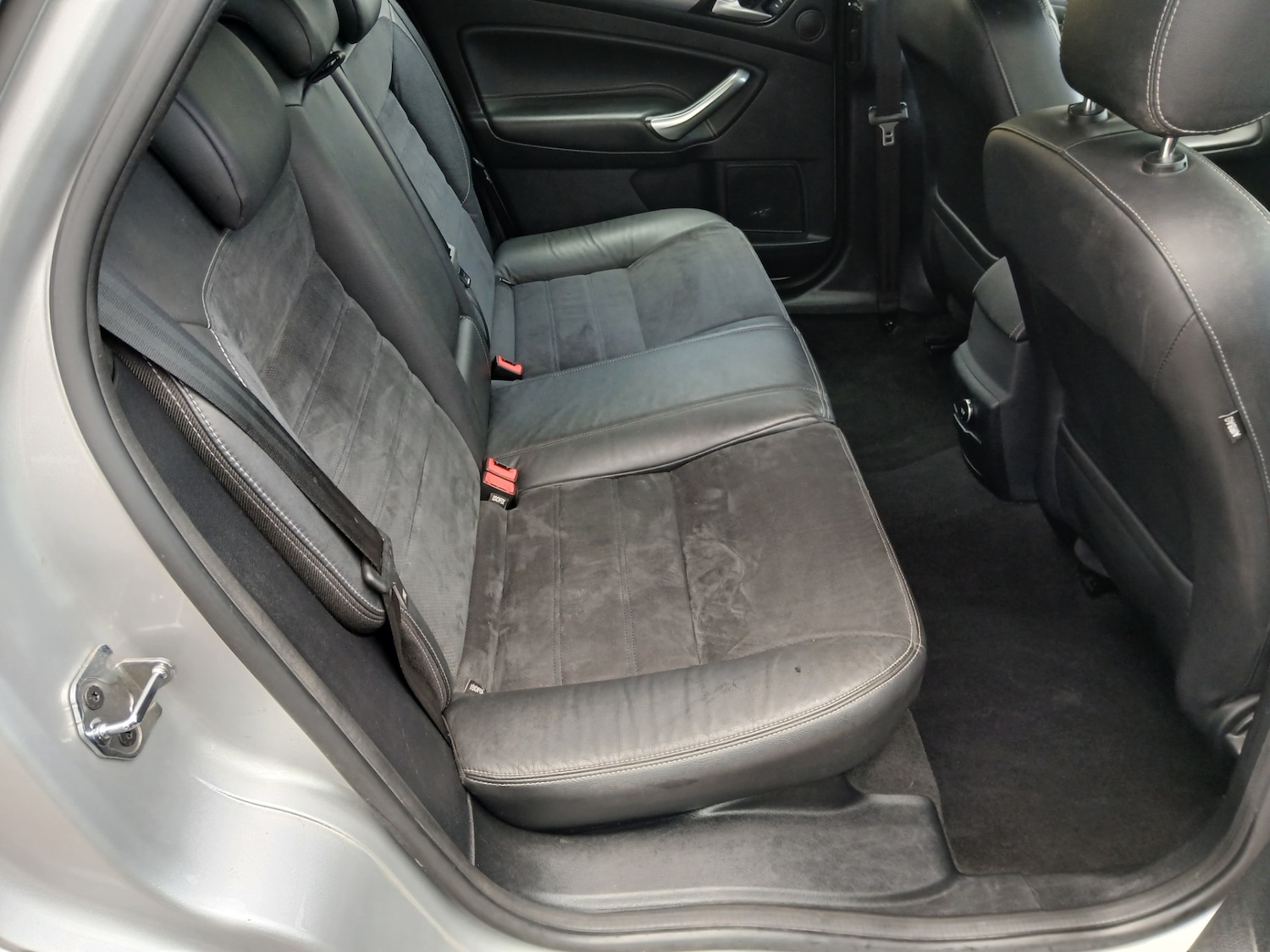 Used Ford Mondeo 2013 for sale - 76427969: Photo 17