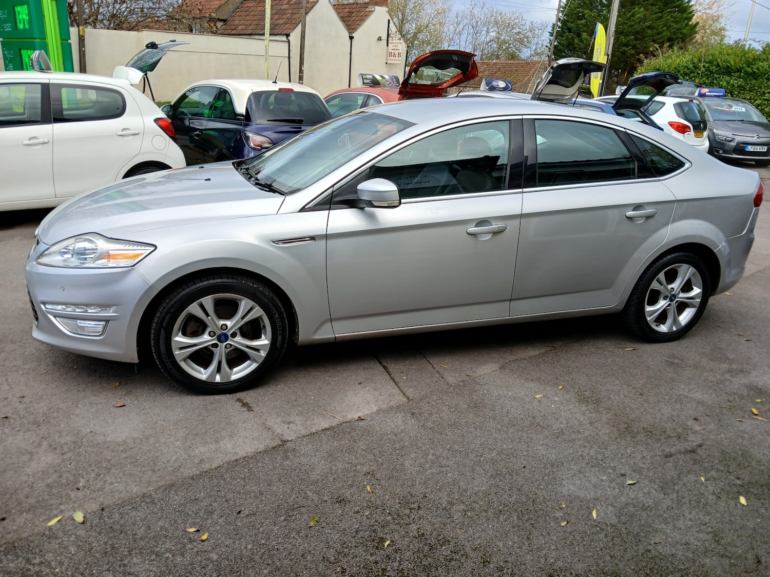 Used Ford Mondeo 2013 for sale - 76427969: Photo 4