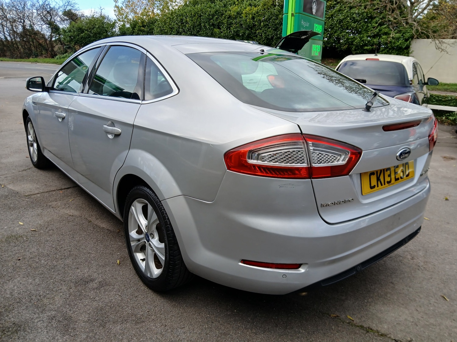 Used Ford Mondeo 2013 for sale - 76427969: Photo 5