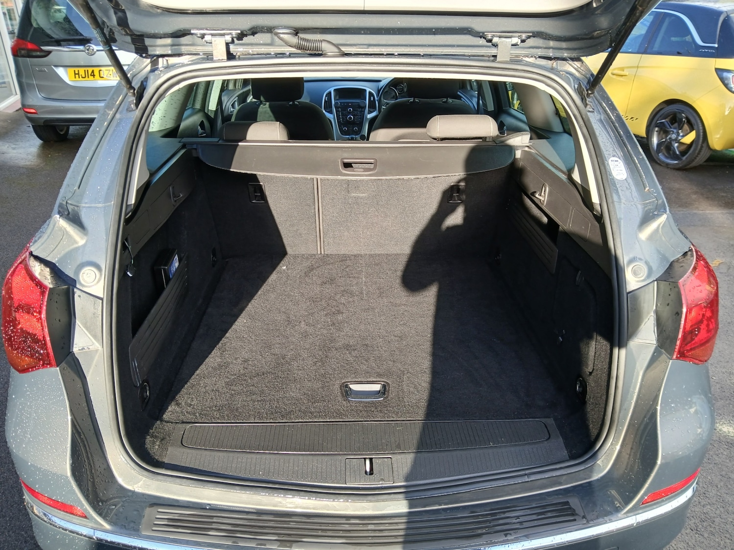 Vehicle 14