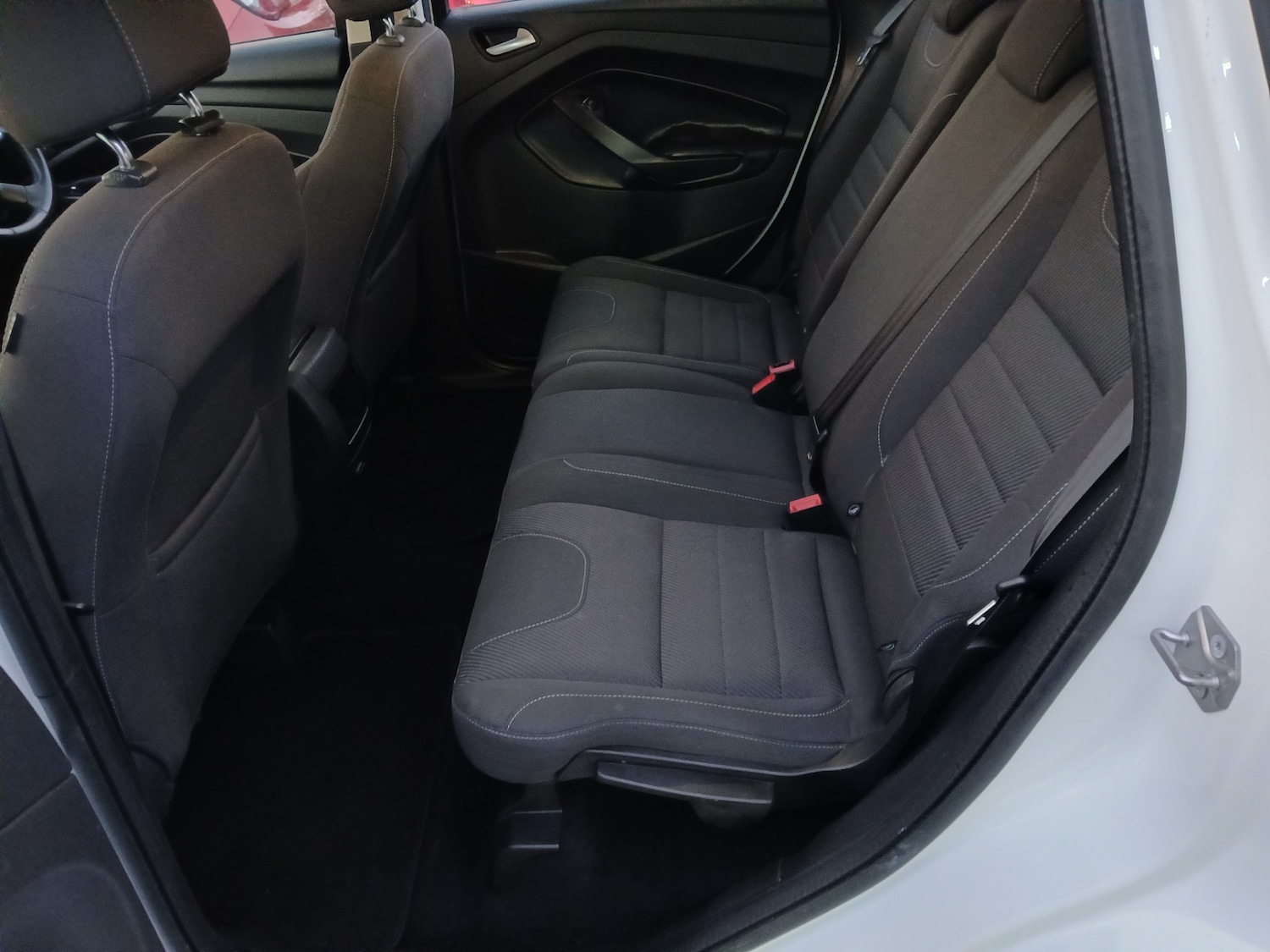 Used Ford Kuga 2014 for sale - 76960410: Photo 13