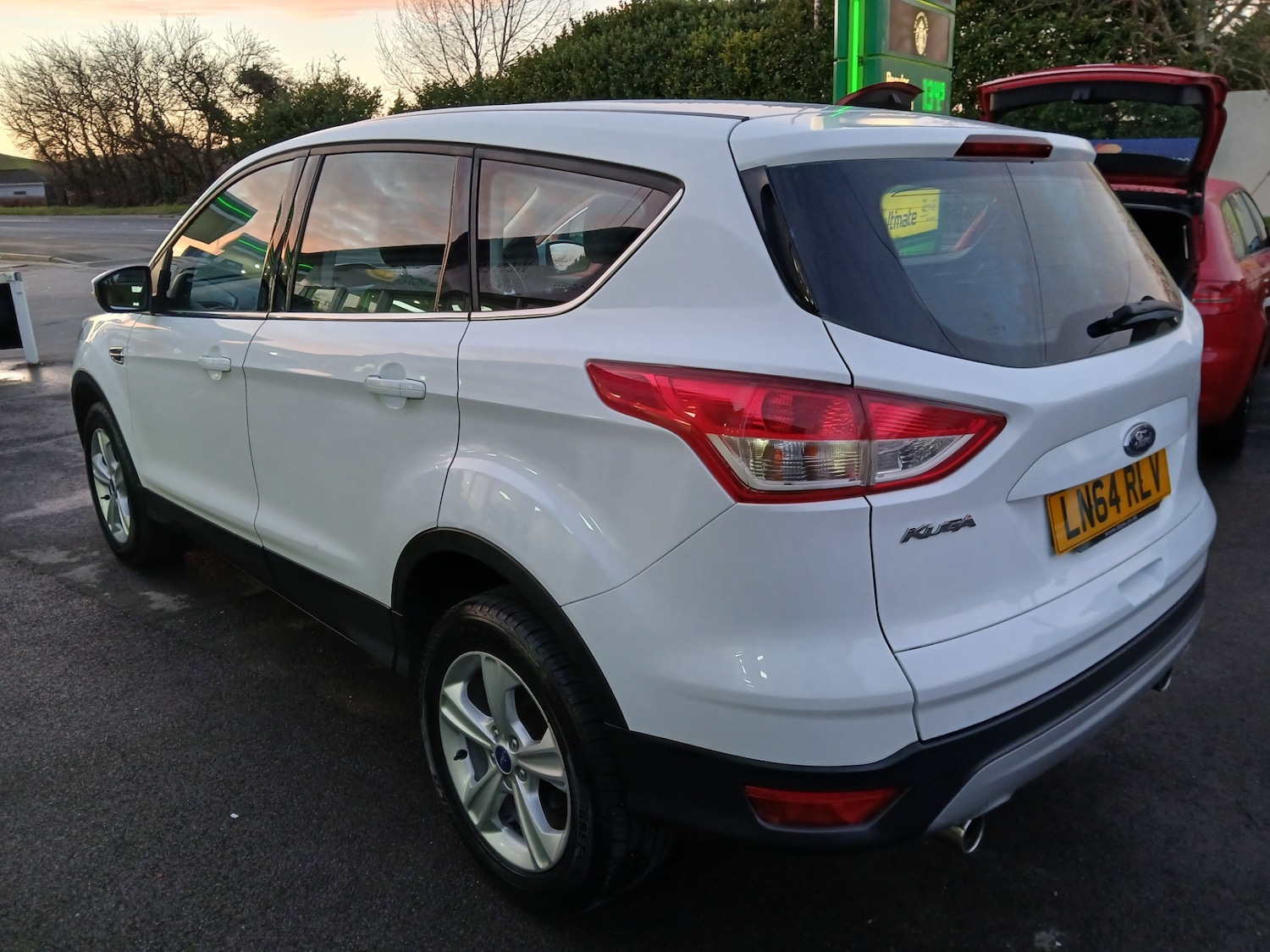 Used Ford Kuga 2014 for sale - 76960410: Photo 5