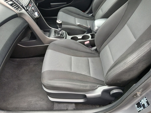 Used Hyundai i30 2013 for sale - 74261776: Photo 10