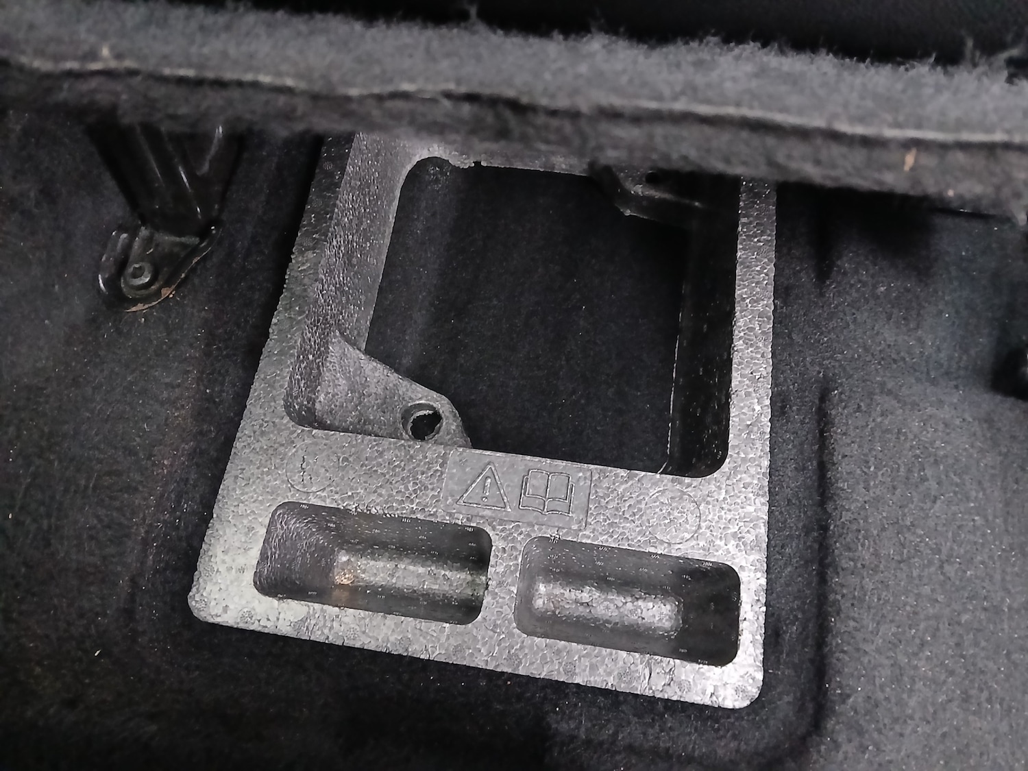 Used Ford Kuga 2009 for sale - 77036210: Photo 23