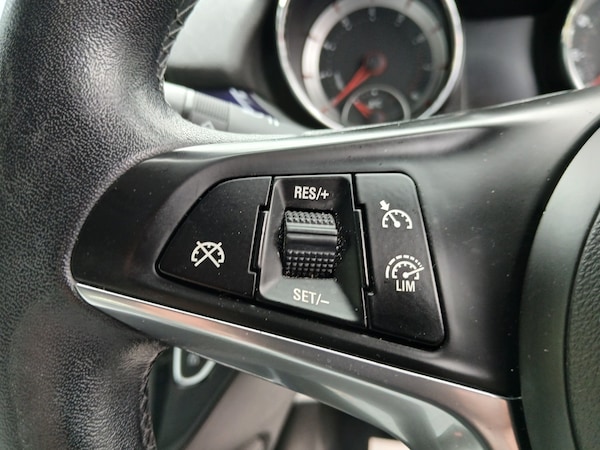 Used Vauxhall ADAM 2014 for sale - 76263063: Photo 29