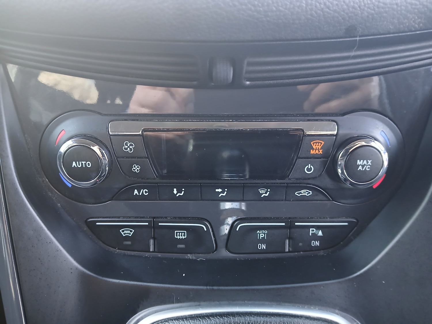 Used Ford Kuga 2014 for sale - 77224860: Photo 24