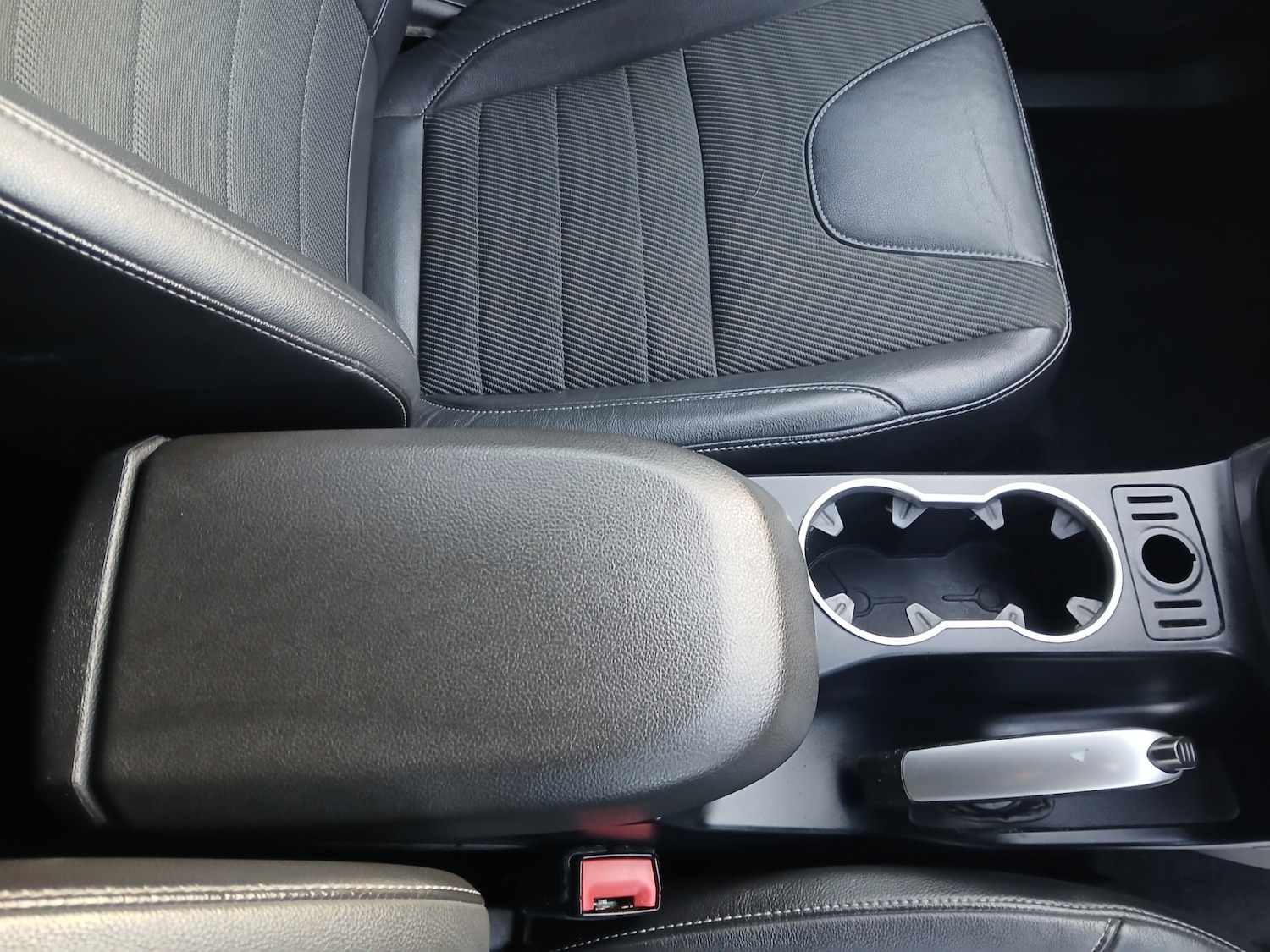 Used Ford Kuga 2014 for sale - 77224860: Photo 26